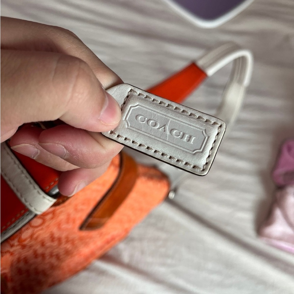 Vintage Coach Soho Orange Bag - Picture 12 of 12